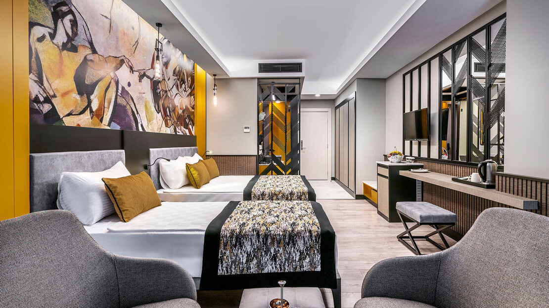 Arnor De Luxe Hotel & Spa